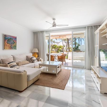 Alcazaba Beach Apartment Estepona Exterior foto