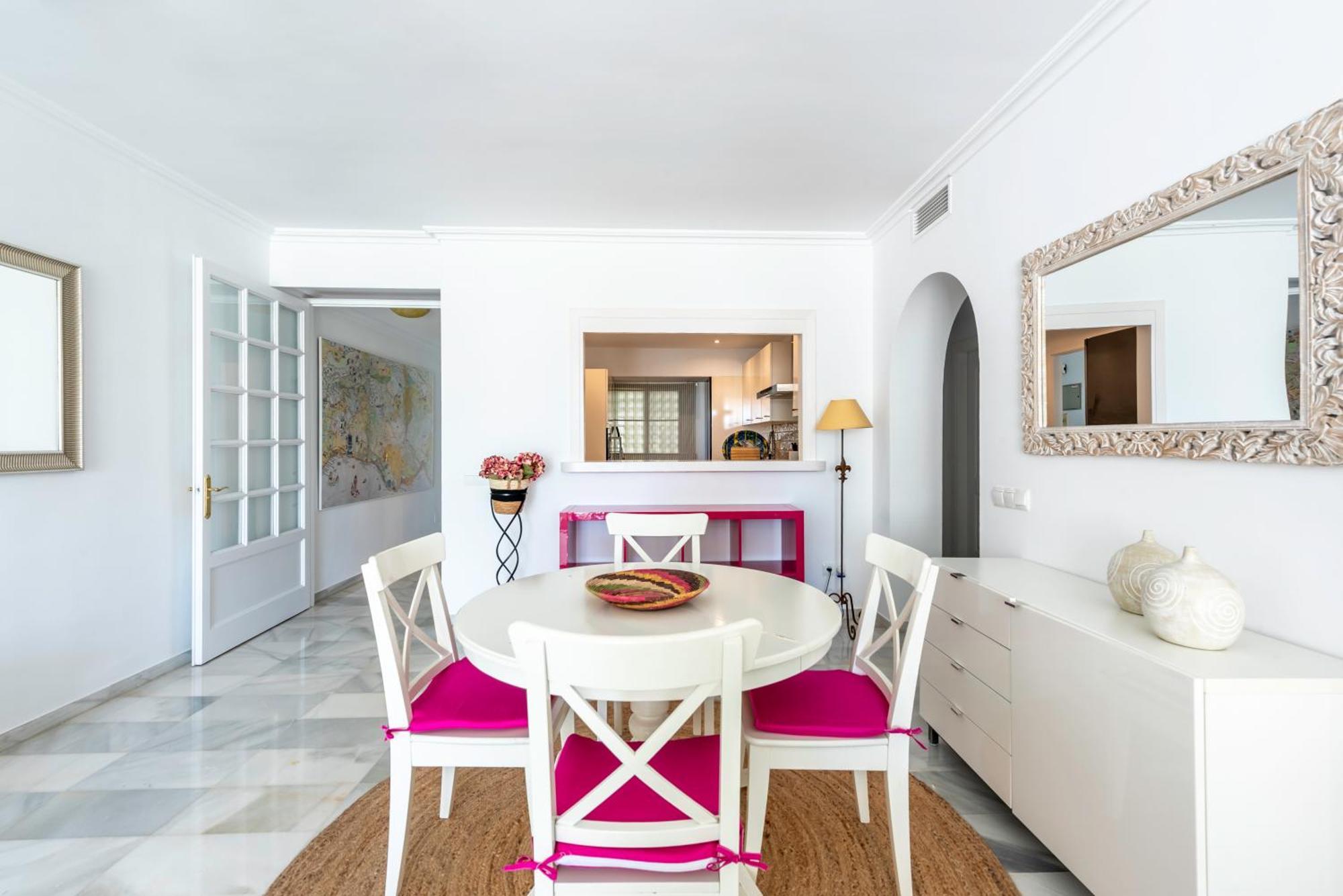 Alcazaba Beach Apartment Estepona Exterior foto
